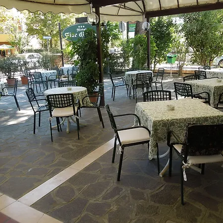 Fior Di Pino 3* 피나렐라