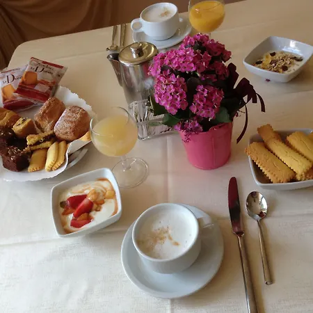 Отель Fior Di Pino 3*