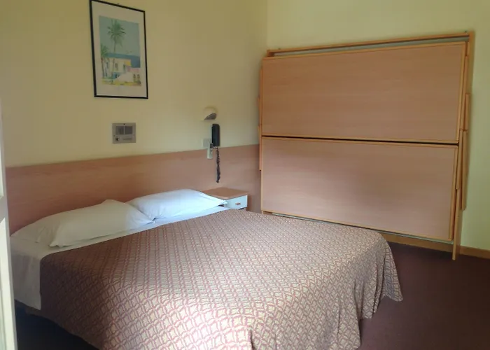 Hotell Fior Di Pino Pinarella