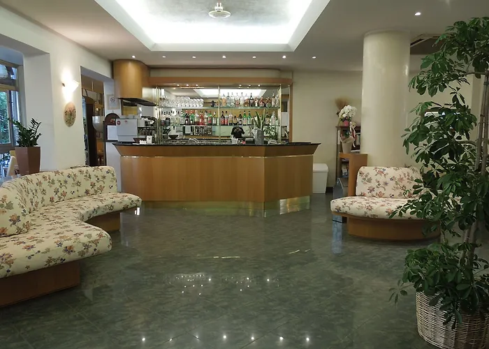 Fior Di Pino Hotell Pinarella