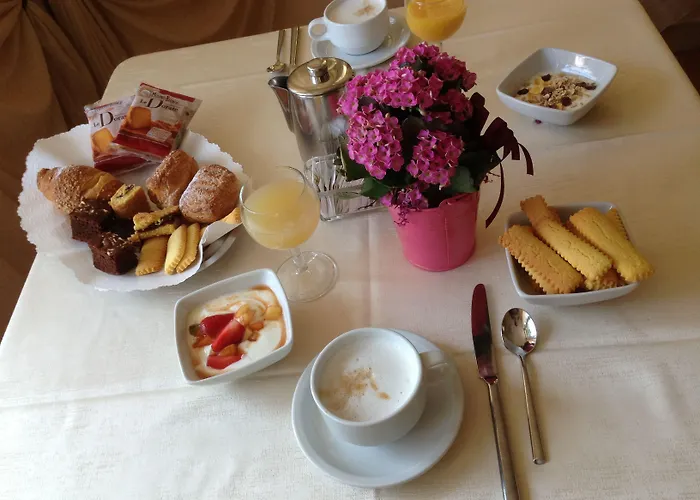 Hotell Fior Di Pino 3*